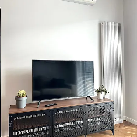 Mieszczanska 25 - Self Check-in 20h - Parking & Lift Apartment