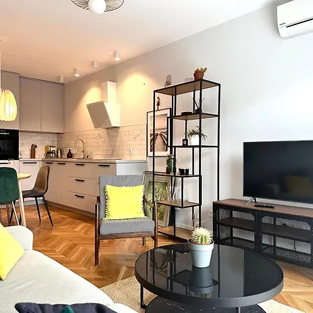 Appartement Mieszczanska 25 - Self Check-in 20h - Parking & Lift *