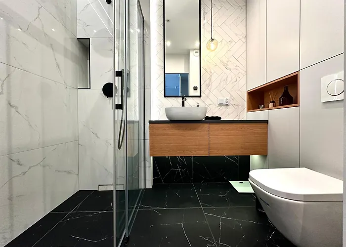 Mieszczanska 25 - Self Check-in 20h - Parking & Lift *